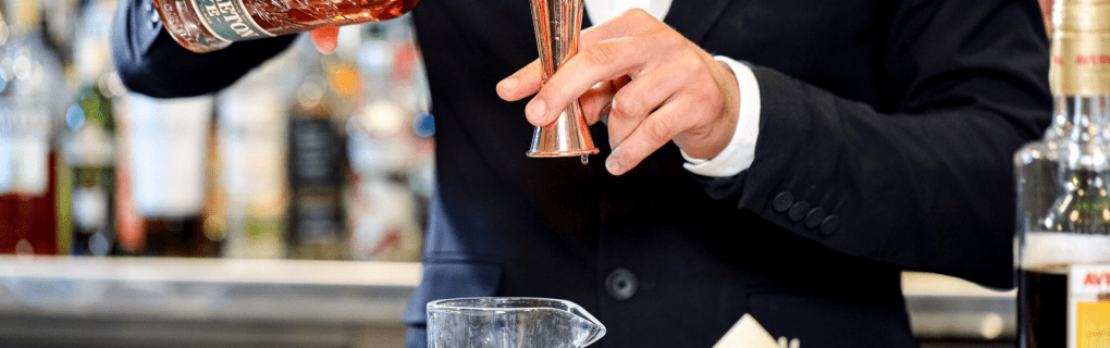 Cruise Line Mixology Classes: Craft Cocktails at Sea