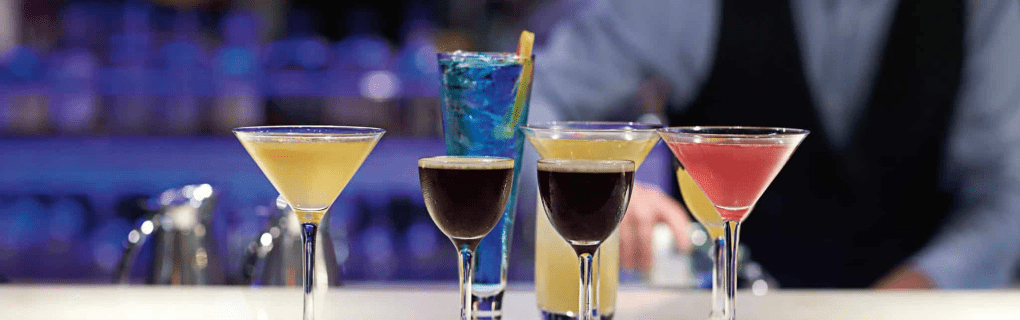 Cruise Line Mixology Classes: Craft Cocktails at Sea