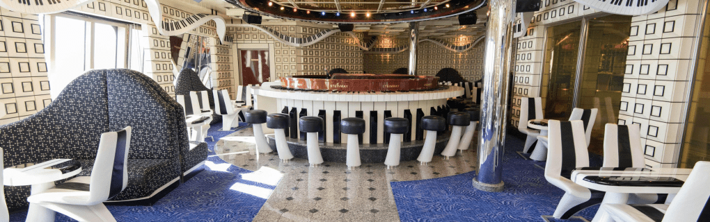 Cruise Ship Bars: Where to Find the Best Drinks at Sea