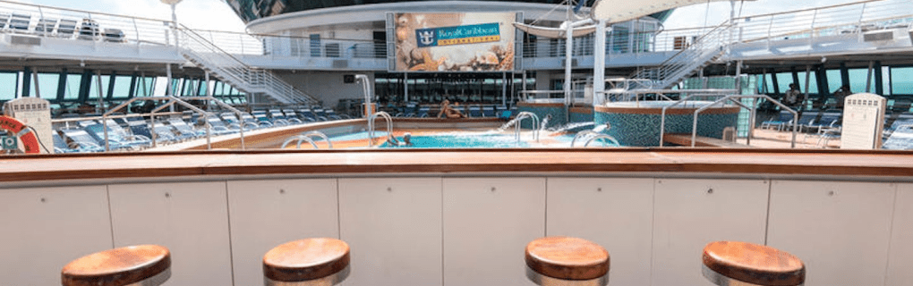 Cruise Ship Bars: Where to Find the Best Drinks at Sea