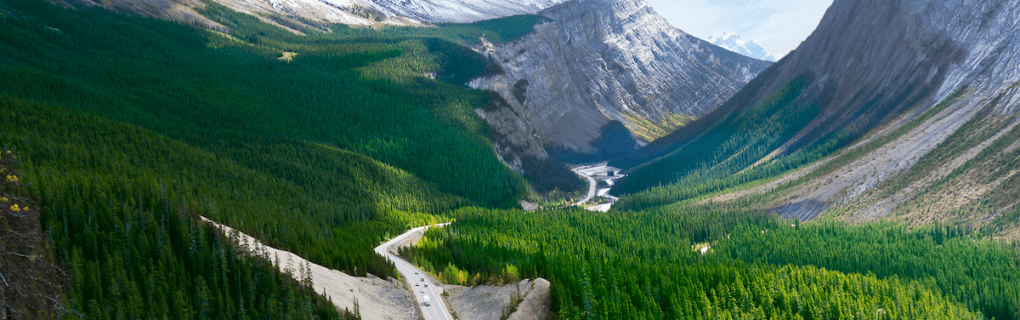 Discover the Scenic Wonders: Why Rocky Mountaineer is the Best Way to See the Canadian Rockies