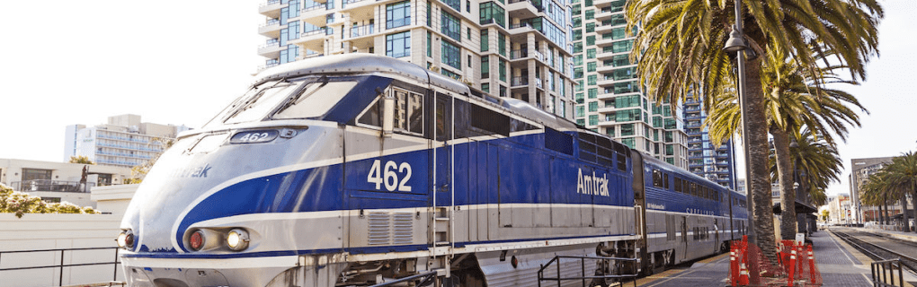 Exploring America`s Most Scenic Routes: A Guide to Amtrak Vacations` Top Itineraries