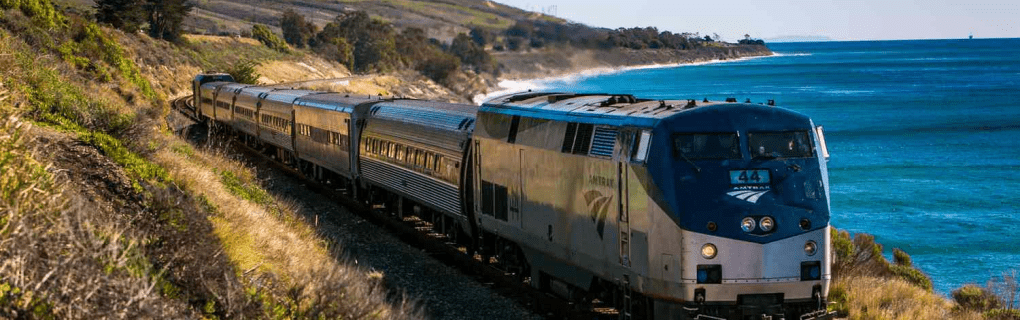 Exploring America`s Scenic Rail Journeys: Why Amtrak Vacations are a Classic Choice