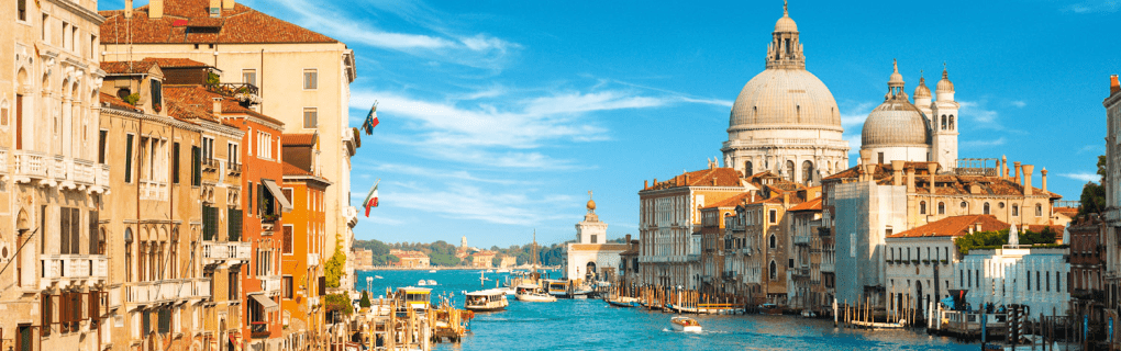 Exploring Europe on a Budget: How Costsaver Delivers Value and Flexibility in Their Tours