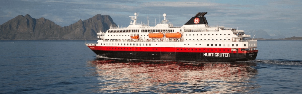 Exploring the Ends of the Earth: How Hurtigruten`s Expert-Led Expeditions to Antarctica, Greenland, and Beyond Set Them Apart in Polar Cruising