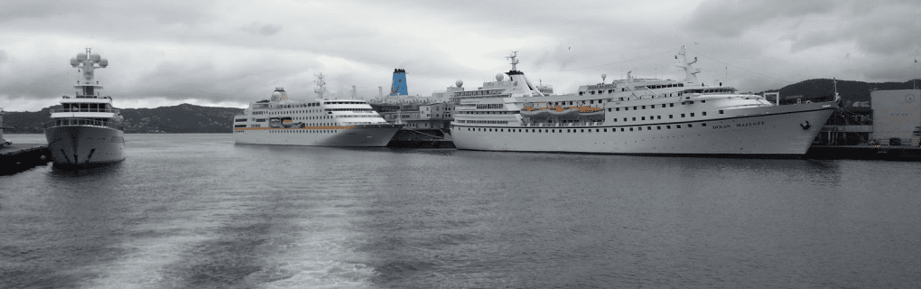 Exploring the Majesty of Norway: Why Hurtigruten Offers the Ultimate Norwegian Coastal Voyage
