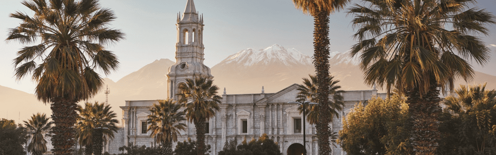 Exploring the Peruvian Andes in Luxury: Discover the Belmond Andean Explorer Train from Cuzco to Lake Titicaca