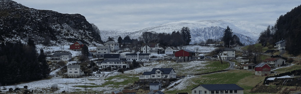 Exploring the Unspoiled Wilderness: A Guide to Hurtigruten`s Expedition Cruises to Antarctica and Beyond