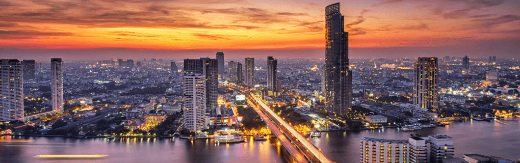 Exploring the World in Luxury: TCS World Travel`s Private Jet Expeditions and Custom Travel Options