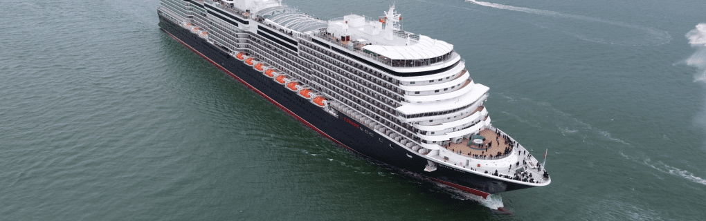 Exploring the World in Style: Cunard`s Iconic Transatlantic Crossings and Grand Voyages