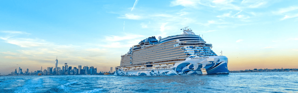 Freestyle Cruising: How Norwegian Cruise Line Revolutionized Dining at Sea