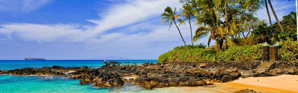 Hawaii Waterfall Guide: How to Visit 15 Spectacular Falls