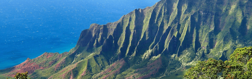 How to Respect Hawaiian Culture: Dos and Don`ts for Visitors