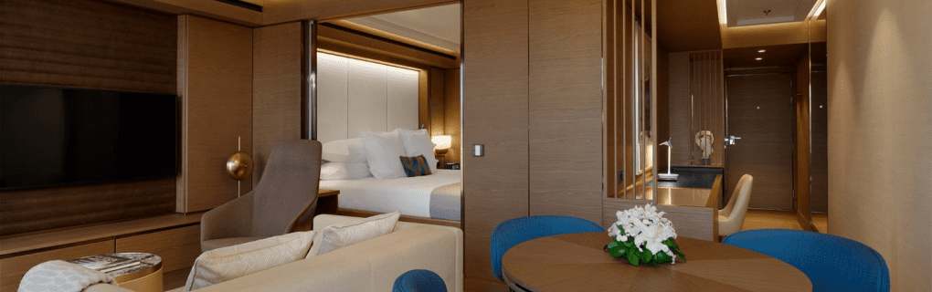 Insider`s Guide to The Ritz-Carlton Yacht Collection: Luxury Itineraries and All-Inclusive Perks