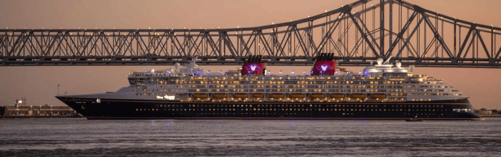 Savor the Flair of Europe: A Deep Dive into Uniworld`s Themed River Cruises