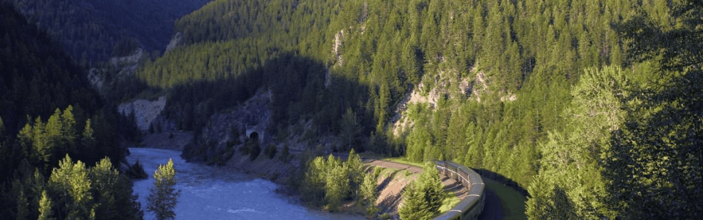 Top 7 Amtrak Vacations for Exploring America`s Scenic Landscapes in 2025