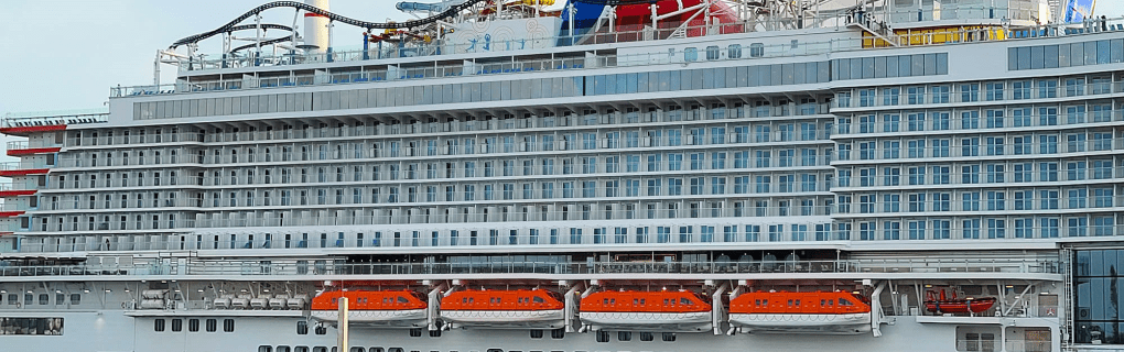 Top Cruise Ship Pools and Sundecks